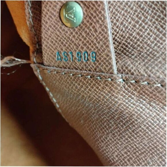 100% Authentic Louis Vuitton Musette Brown Monogram Shoulder Bag - Picture 9 of 9